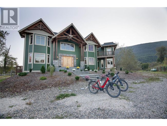 2388 Lawrence Rd, House other with 3 bedrooms, 3 bathrooms and 20 parking in Lumby BC | Image 61