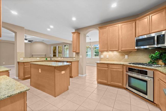 27726 Geneva Hills Ln, House other with 3 bedrooms, 3 bathrooms and 2 parking in Spring TX | Image 16