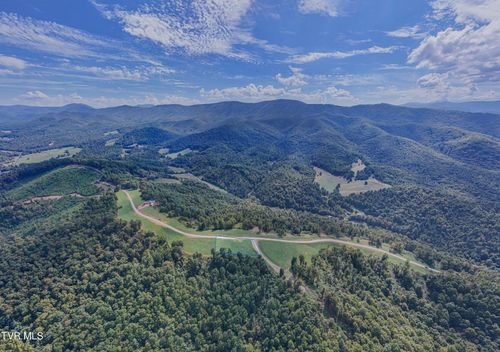 92 Tester Rd, Butler, TN, 37640 | Card Image