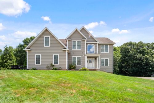 18 Butternut Dr, Cromwell, CT, 06416-1051 | Card Image