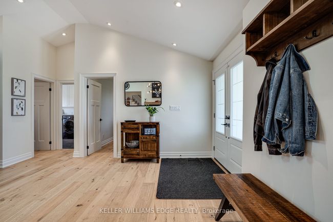 3322 Regional Rd 56, House other with 5 bedrooms, 3 bathrooms and 10 parking in Hamilton ON | Image 8