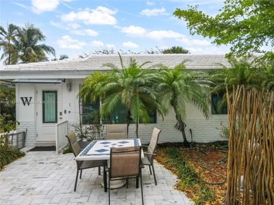 4512 Seagrape Dr, Home with 0 bedrooms, 0 bathrooms and 8 parking in Lauderdale By The Sea FL | Image 3