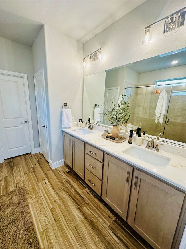1227 Glasbury Glen Way, House other with 4 bedrooms, 4 bathrooms and null parking in Forney TX | Image 15