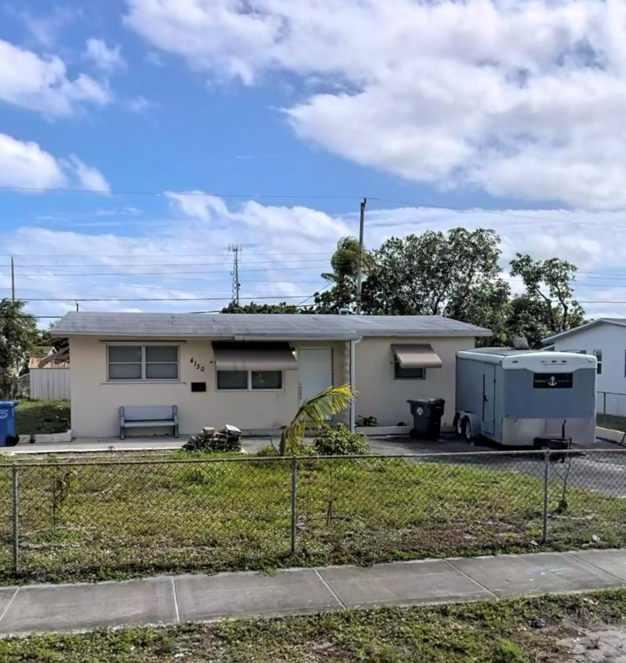 12th Ave, Fort Lauderdale, FL 33309