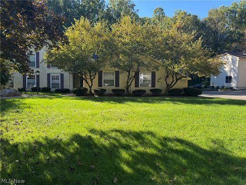 4-1331 Fox Run Dr, Boardman, OH, 44512-4038 | Card Image