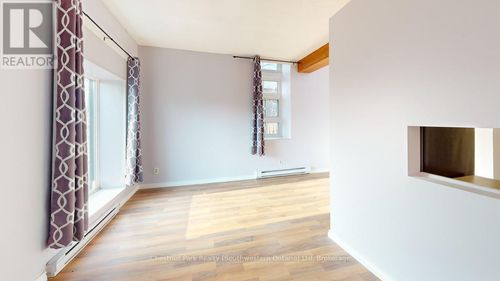 101-97 Farquhar St, Guelph, ON, N1H3N4 | Card Image