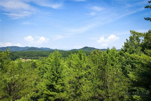 120 Johns Ridge Parkway, Lenoir, NC, 28645 | Card Image