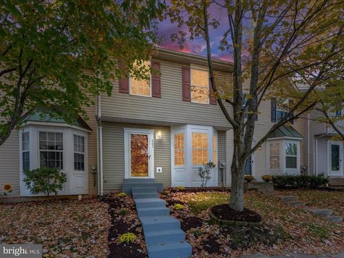 321 Sherando Cir, STEPHENS CITY, VA, 22655-4035 | Card Image