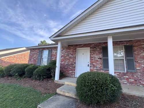 105 A Hampton Court, Dublin, GA, 31021 | Card Image