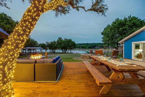 520 Deer Trl, Gordon, TX, 76453-3812 | Card Image