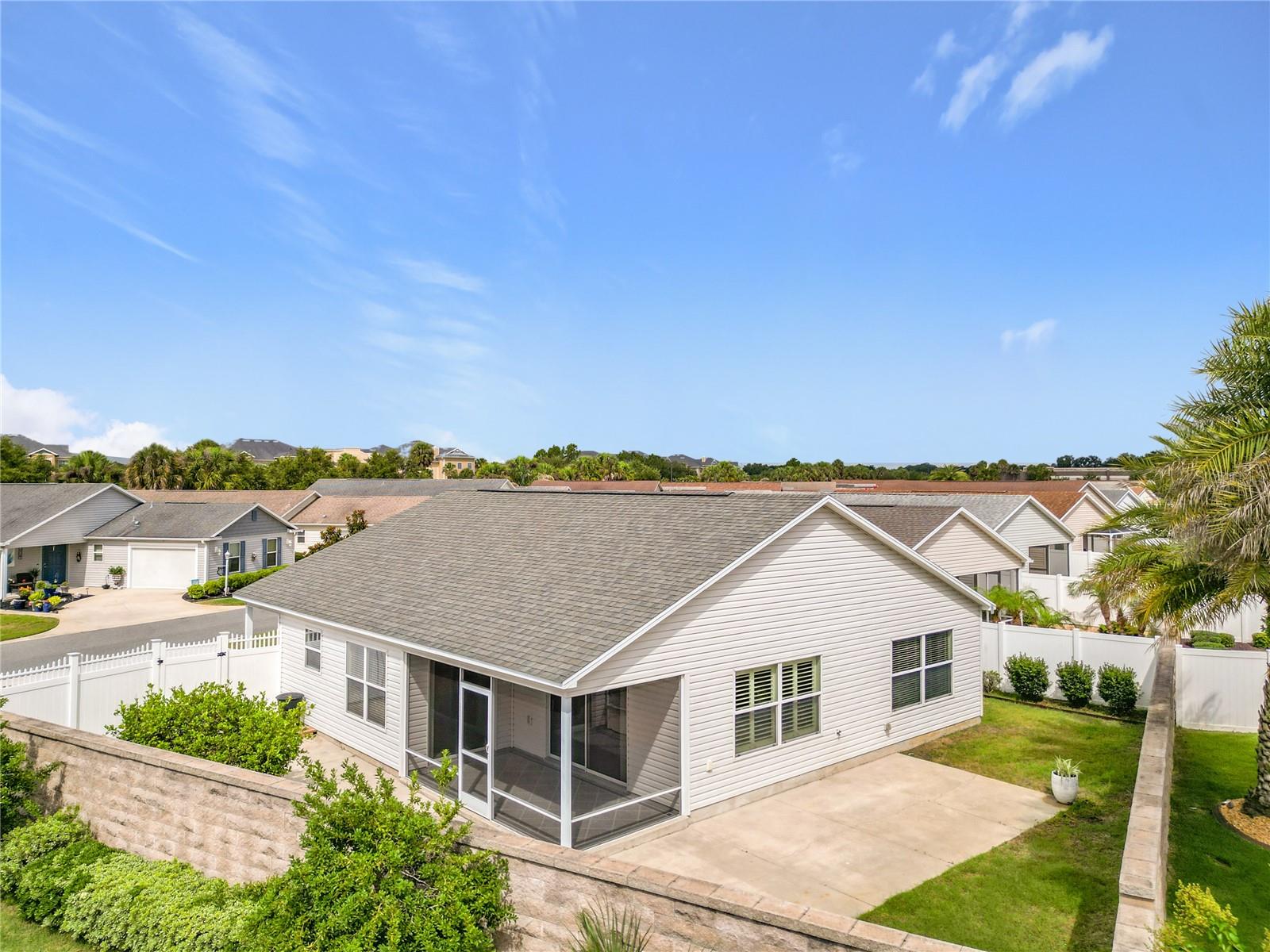Residential in THE VILLAGES 4