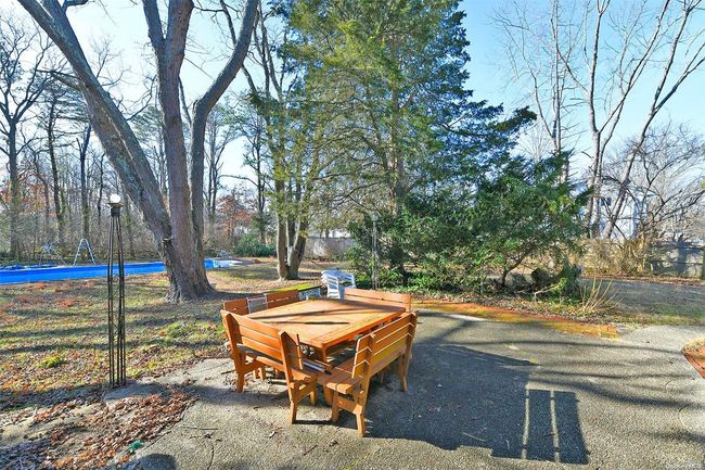 5 Weymouth St, House other with 4 bedrooms, 2 bathrooms and null parking in Dix Hills NY | Image 15