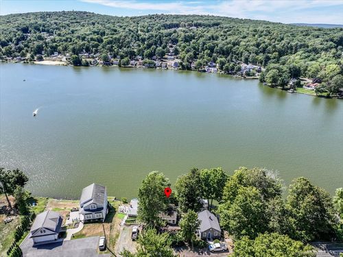 239 Baileyville Rd, Middlefield, CT, 06455-1014 | Card Image