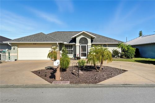 3626 Kent Dr, NAPLES, FL, 34112-3738 | Card Image