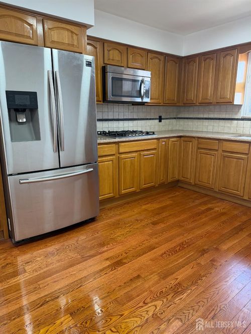 2538 Spruce St, Union, NJ, 07083-5633 | Card Image
