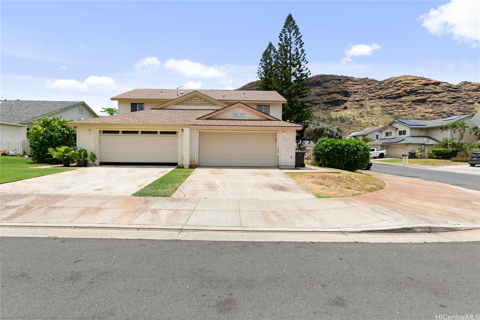 Kulahanai St, Waianae, HI 96792