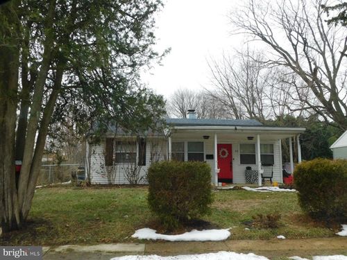 11 Castle Hill Dr, NEW CASTLE, DE, 19720-3522 | Card Image