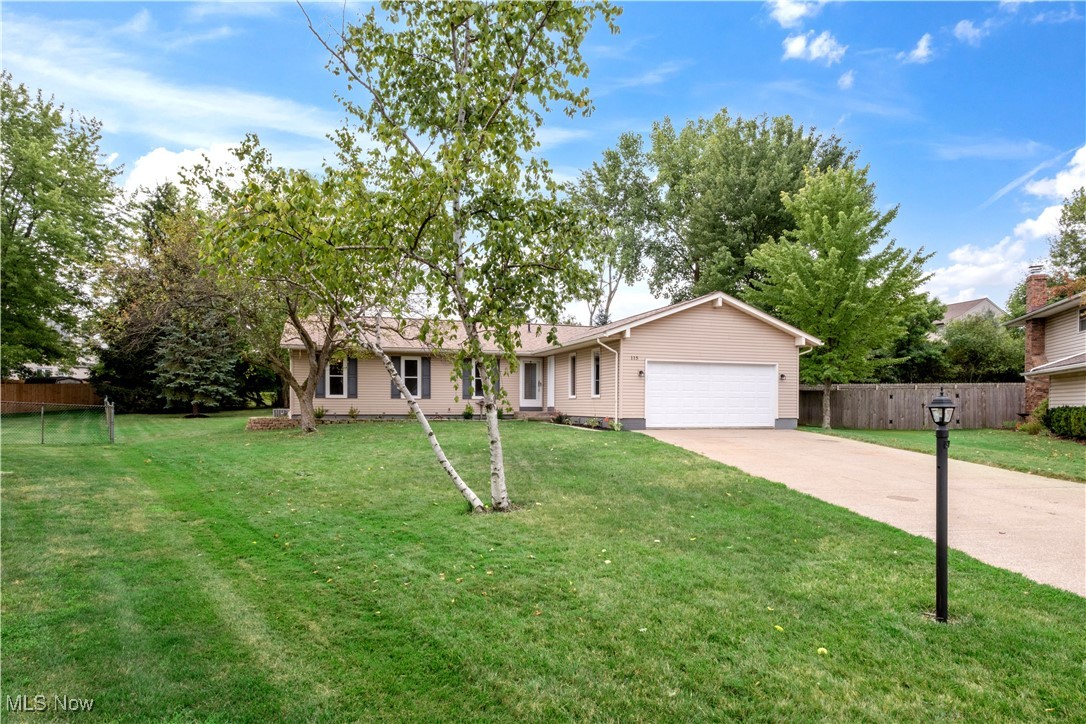 Duxbury Ln, Brunswick, OH 44212