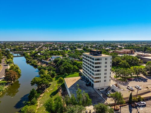 800 W Avenue D, San Angelo, TX, 76903 | Card Image