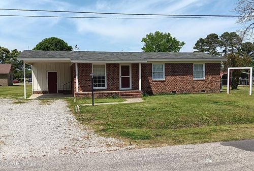 407 Pineview St, Lucama, NC, 27851-9621 | Card Image