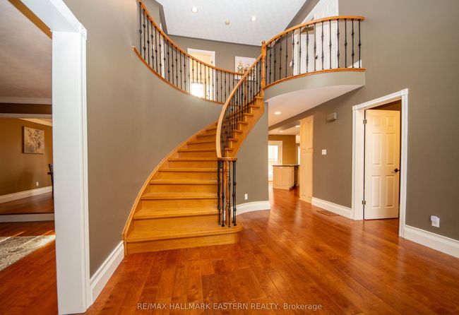 1740 Waddell Ave, House other with 4 bedrooms, 5 bathrooms and 4 parking in Peterborough ON | Image 4