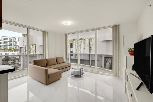 706-601 Ne 23rd St, Miami, FL, 33137-4964 | Card Image