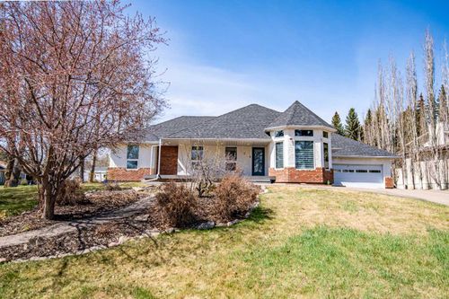 2 Grand Ave, Norglenwold, AB, T4S1S5 | Card Image