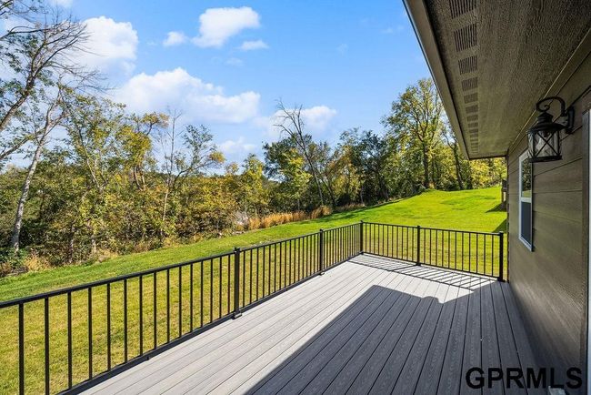 1325 Copper Mountain Dr, House other with 3 bedrooms, 3 bathrooms and 3 parking in Crescent IA | Image 47