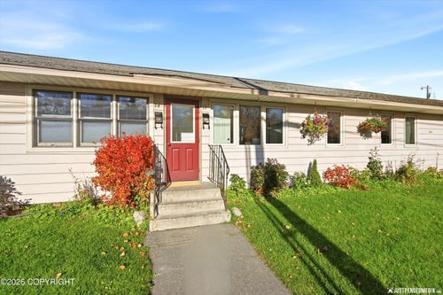 13-1501 W 11th Ave, Anchorage, AK, 99501-4286 | Card Image