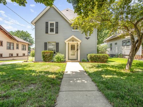 332 N London Ave, Rockford, IL, 61107-4427 | Card Image