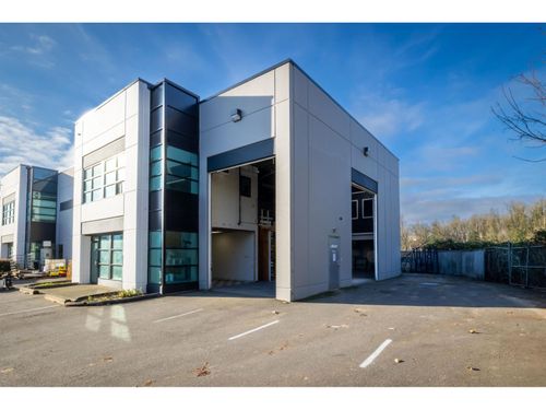 {{alt}} | Card Image