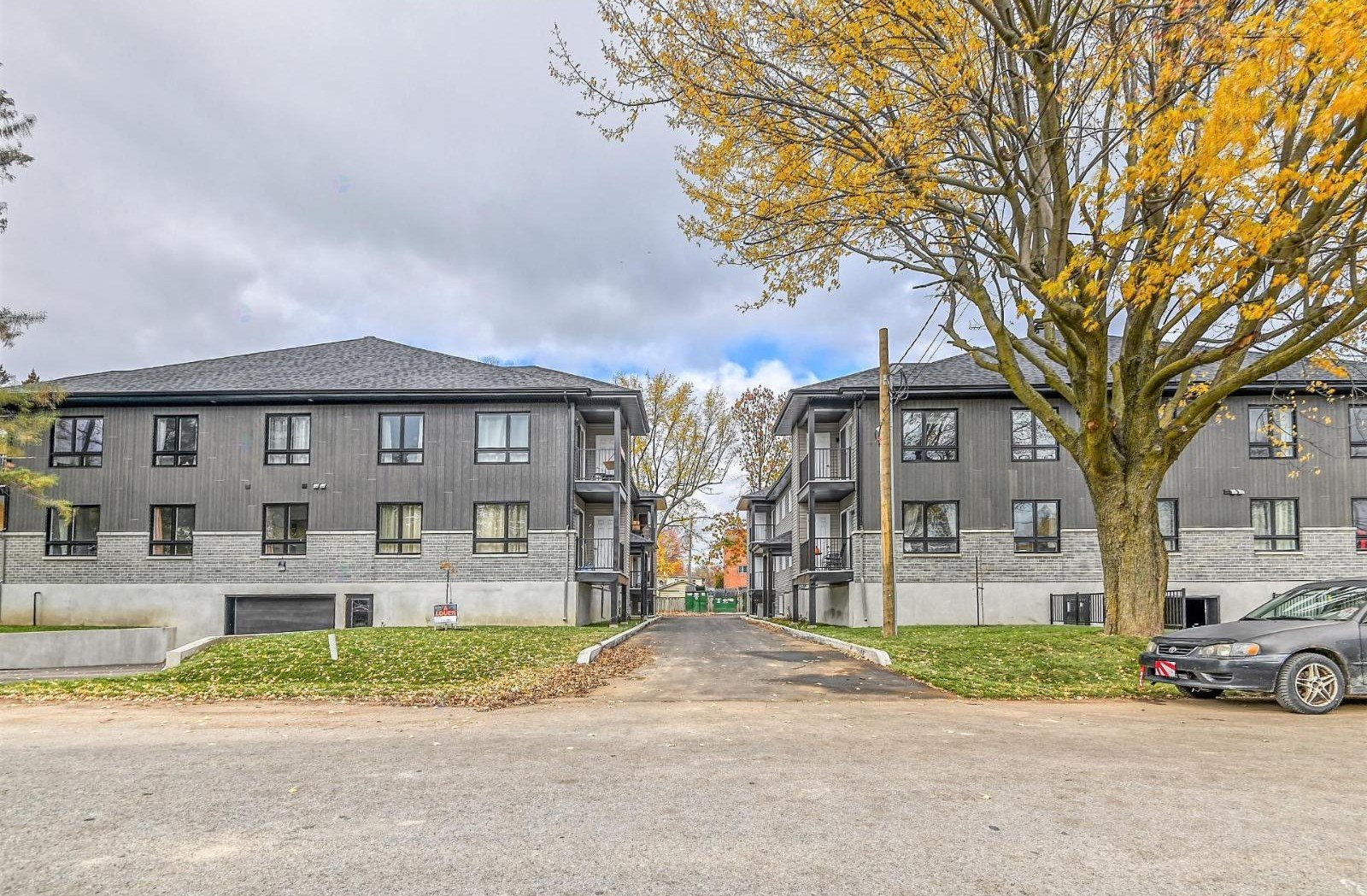 Residential Lease in Saint-Charles-Borromée 4