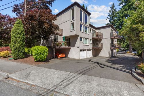 apt-203-8503 Bowdoin Way, Edmonds, WA, 98026-7338 | Card Image