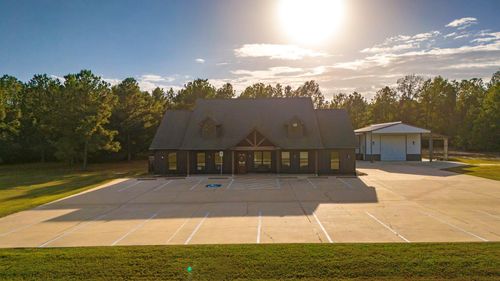 7899 Us Highway 190 W, Livingston, TX, 77351-9309 | Card Image