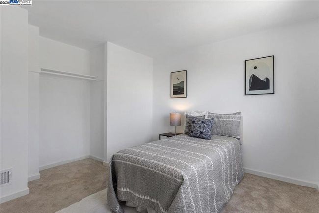 20 Martgate Street, House other with 3 bedrooms, 2 bathrooms and 2 parking in Daly City CA | Image 21