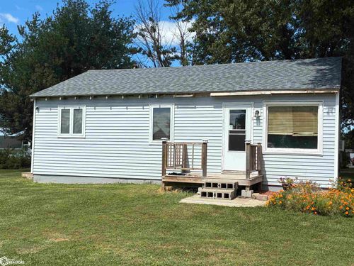 45 11th Ave W, Albia, IA, 52531-2658 | Card Image
