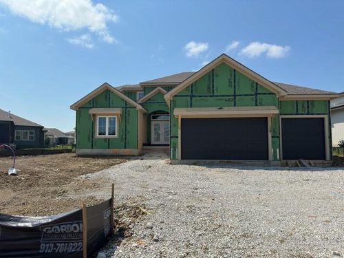 17424 Parkhill St, Overland Park, KS, 66221-2563 | Card Image