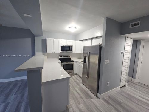 apt-407-300 Nw 42nd Ave, Miami, FL, 33126-5657 | Card Image