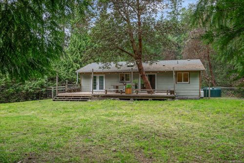 840 Mary Rd, Gabriola, BC, V0R1X3 | Card Image