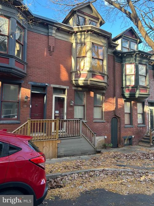 349 E Locust St, YORK, PA, 17403-2311 | Card Image