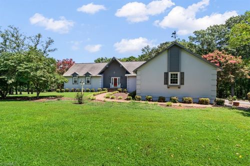 443 Swicegood Rd, Linwood, NC, 27299-9376 | Card Image