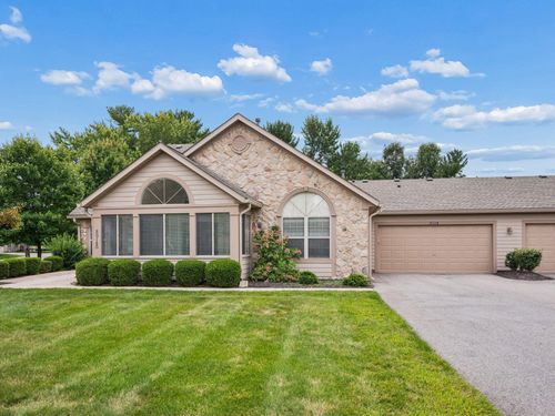 8914 Linksway Dr, Powell, OH, 43065-8115 | Card Image