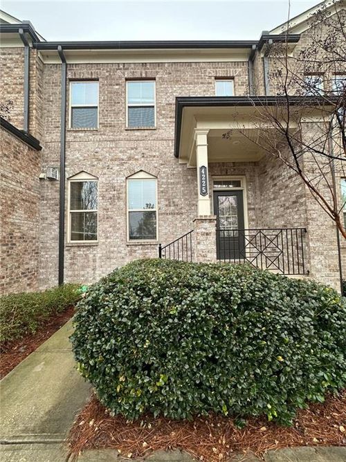 4225 Essex Pond Way, Cumming, GA, 30040-8614 | Card Image