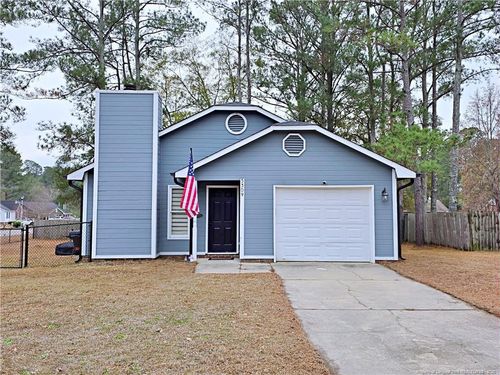 5309 Tory Hill Rd, Hope Mills, NC, 28348-2609 | Card Image