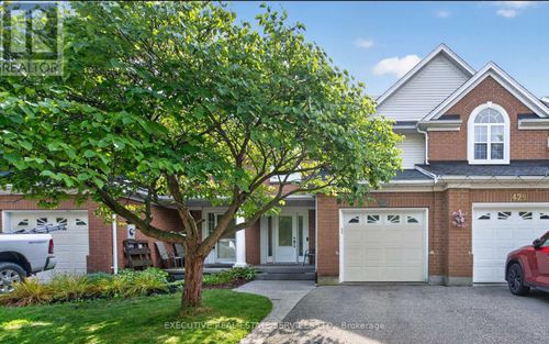 427 Beaver Creek Rd, Waterloo, ON, N2V2J8 | Card Image