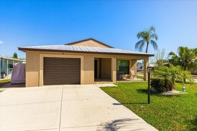 2 Rio De Palmas, House other with 2 bedrooms, 2 bathrooms and null parking in Fort Pierce FL | Image 1