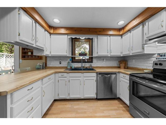 188 Tower Heights Rd, House other with 3 bedrooms, 2 bathrooms and null parking in Prescott WI | Image 9