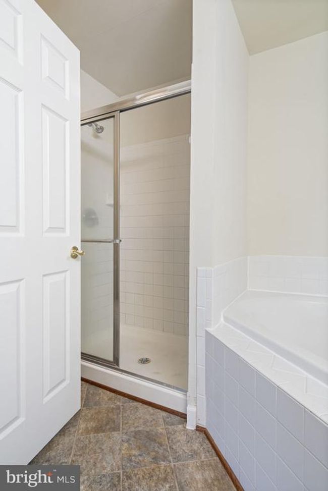 8011 Duck Pond Ter, Townhouse with 4 bedrooms, 3 bathrooms and null parking in MANASSAS VA | Image 30