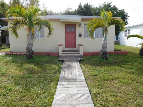 0-2220 Grant St, Hollywood, FL, 33020-3433 | Card Image