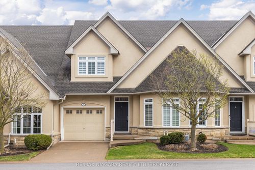 16-8142 Costabile Dr, Niagara Falls, ON, L2H3M3 | Card Image